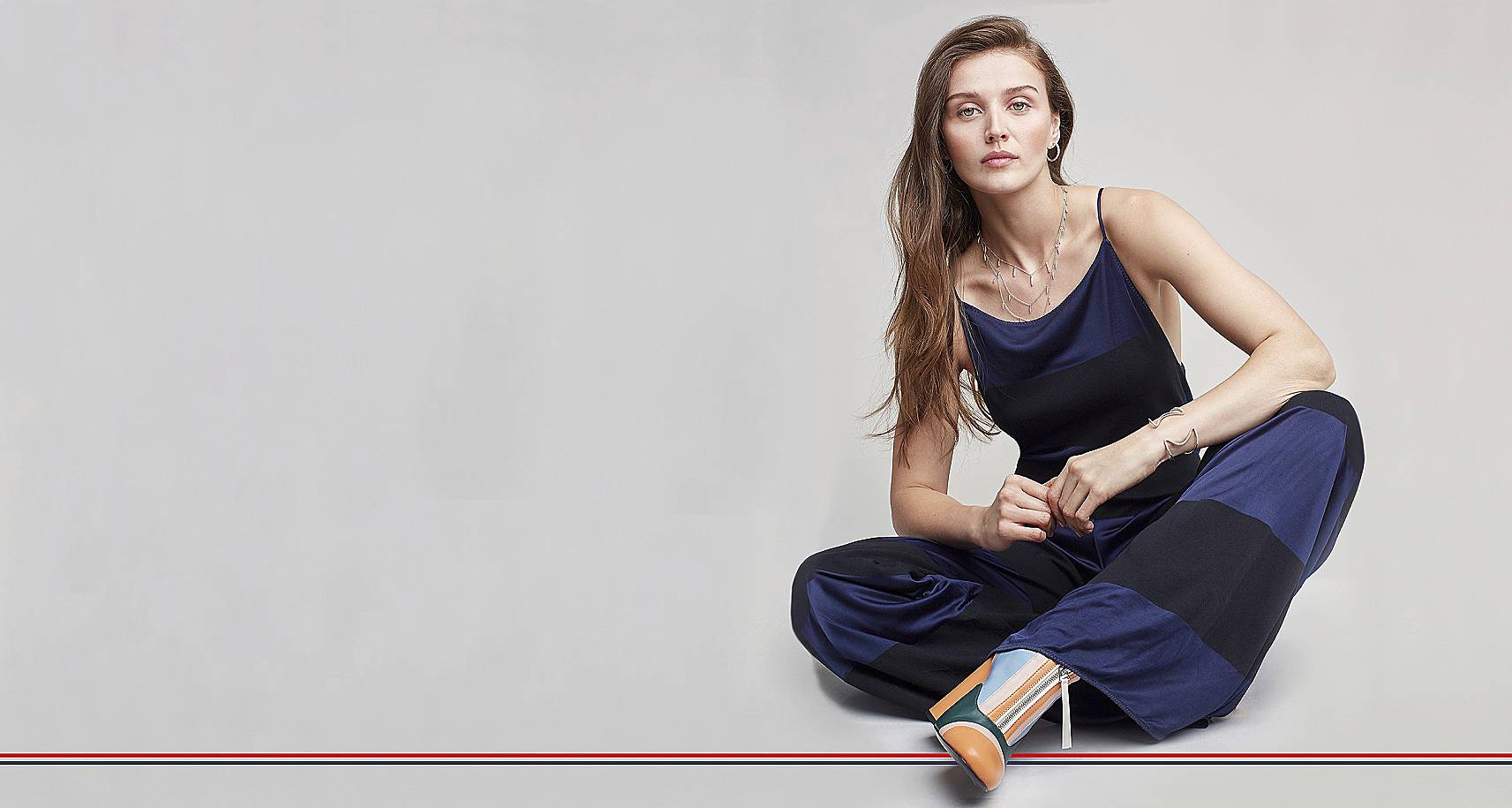 DESIGNER FLASH FEATURING TOMMY HILFIGER